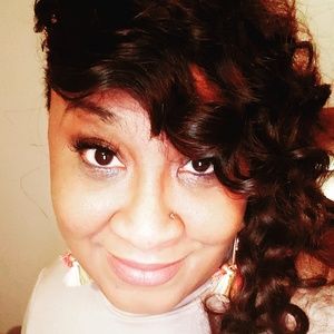 Meet your Posher, Tiffany